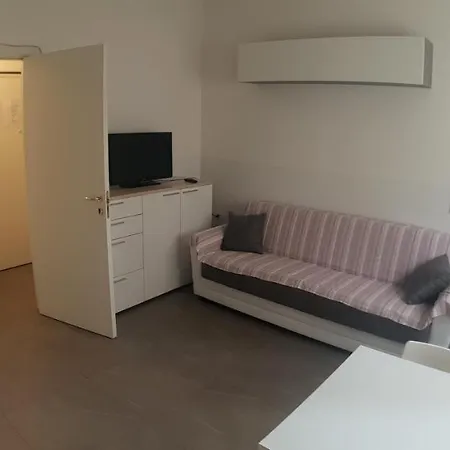 Hb In Centro Apartmanhotel *