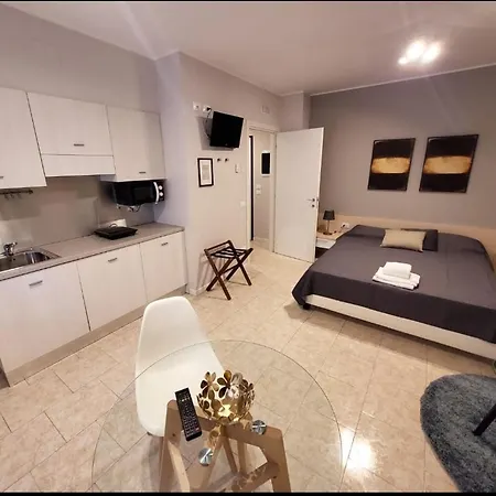 Hb In Centro Apartmanhotel