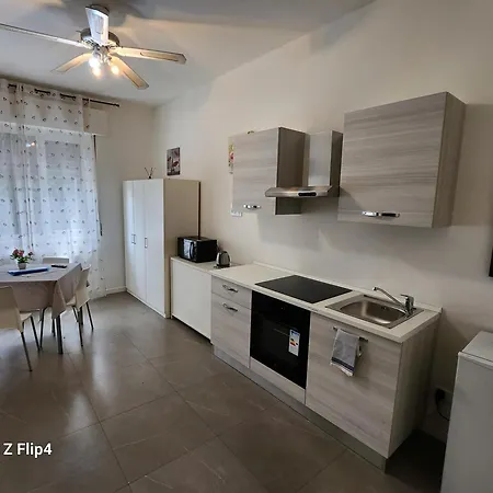 Hb In Centro Apartmanhotel 3*