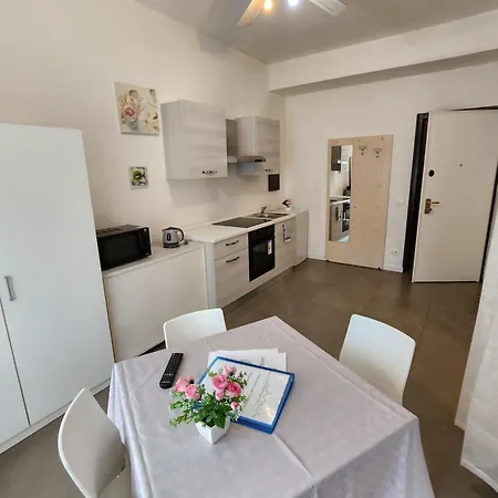 Hb In Centro 3* بيرغامو